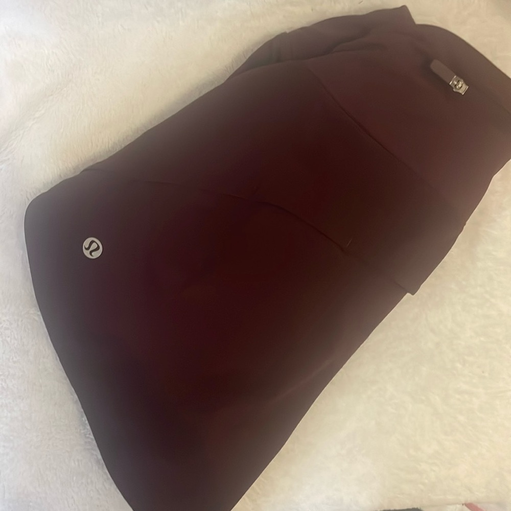 lululemon speed up shorts size 4